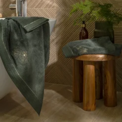 Outlet Gant de toilette coton et viscose de bambou Silvalys vert forêt Gants De Toilette